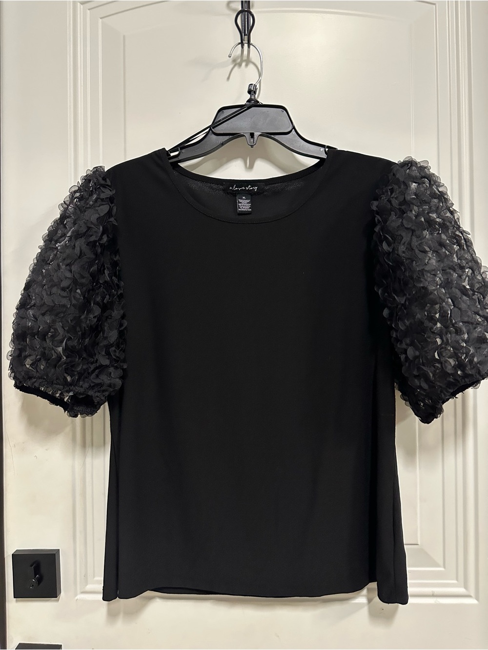 Black Puff-Sleeve Blouse